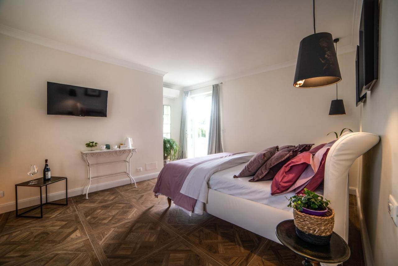 Borgo Piani - Camere Di Charme Манго Экстерьер фото