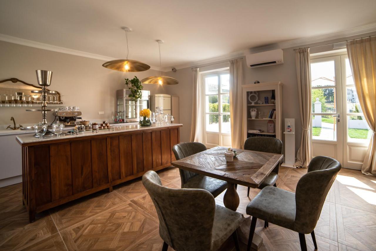 Borgo Piani - Camere Di Charme Манго Экстерьер фото